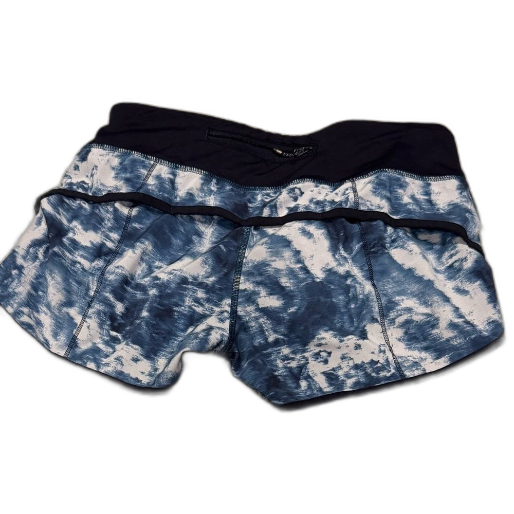 Lululemon Women's Blue Tie-Dye Speed Shorts - 6 - Picture 2 of 4